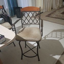 Bar Stools That Swivel