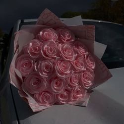 19 Count Eternal Rose Bouquet 