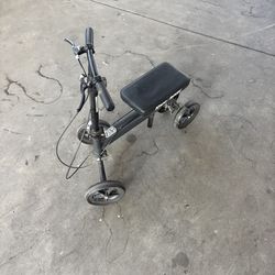 Knee Rover