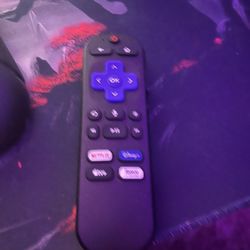 ROKU 32 INCH TV