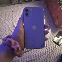 iPhone 11 iCloud locked 