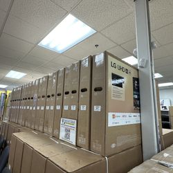 LG 50” Class 4K Smart TV (50UA7700)