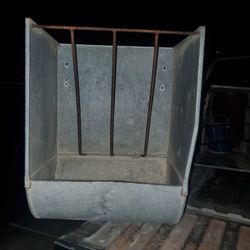 Livestock feeder Horse 