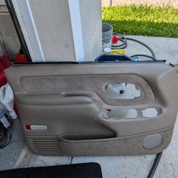 Obs Chevy 96 To 98 Door Panel Brown 