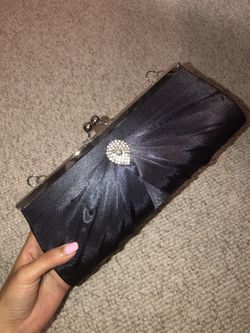 Women’s Gray Clutch