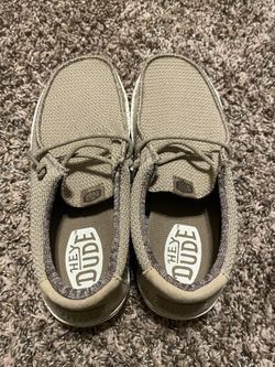 Boys NEW Tan Hey dudes Sz 6