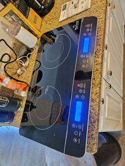 Duxtop 1800W LCD Portable Double Induction Cooktop