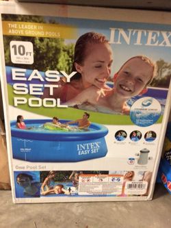 Pool set
