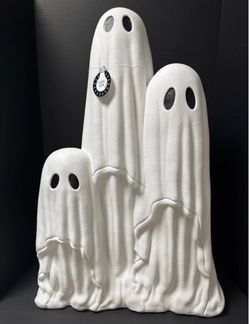 VIRAL GHOST LED 32IN TALL BLOW MOLD