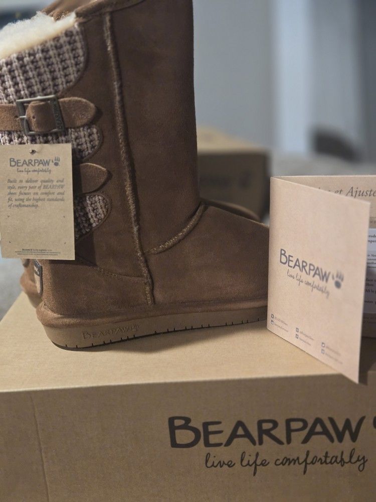New Bearpaw Boshie Boots – Women’s Size 8 – NWT