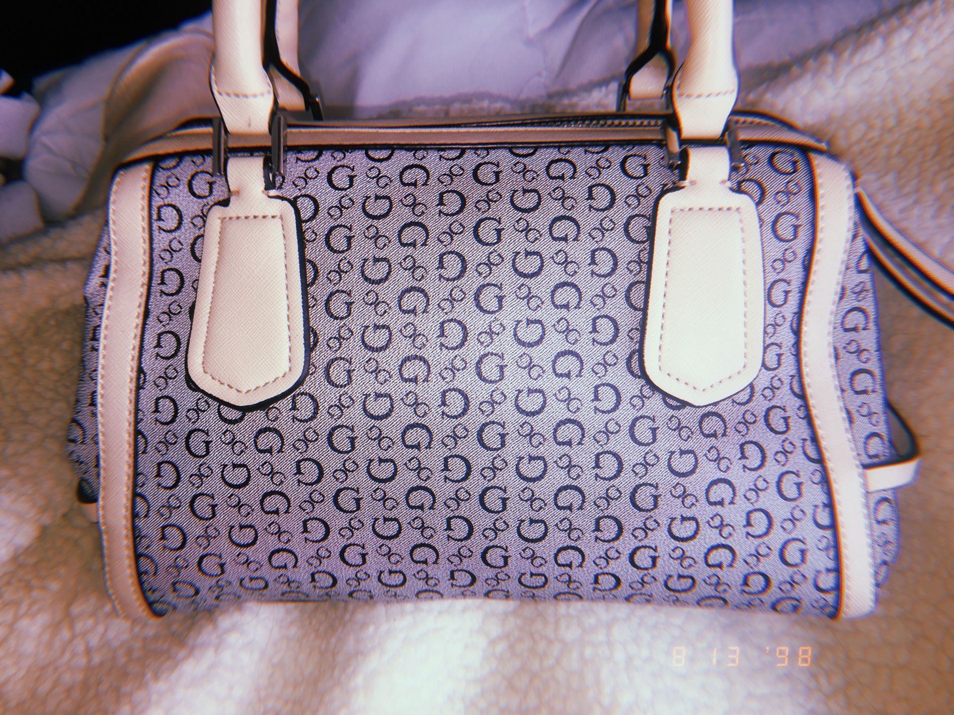 Guess Bag & Wallet for Sale in Denver, CO - OfferUp