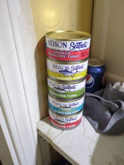 FREE!  Canned food - tuna / albacore exp 2030