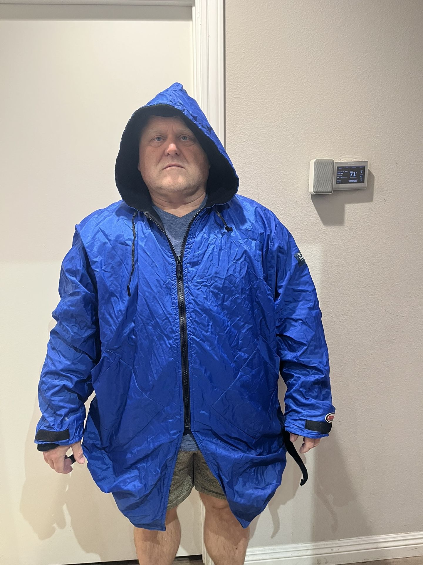 X-Large insulated Hooded Šcuba parka.