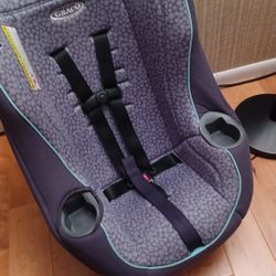  Booster Carseat Like New