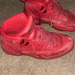 Jordan 12 Red size 10