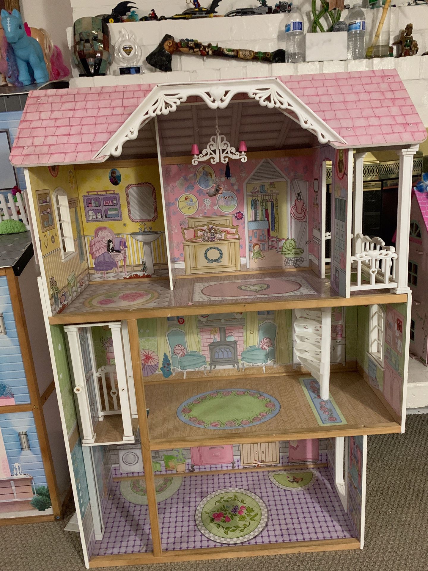 Girls doll house