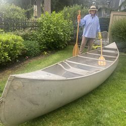 17-foot Grumman Aluminum Canoe