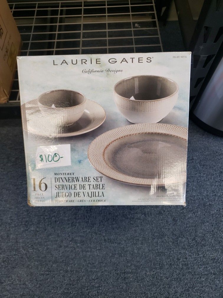 Laurie Gates Monterey 16 Pc Dinnerware Set