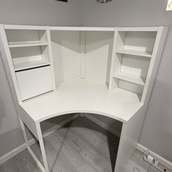 IKEA Micke Corner Desk
