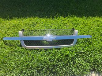 Silverado Avalanche 1500 Grill