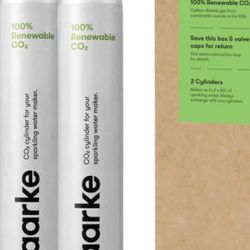 aarke.   Brand New    35 Dollars