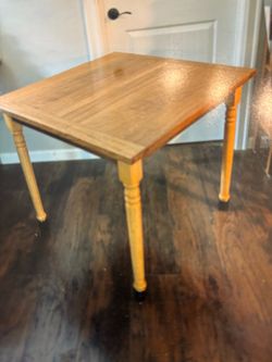 Small Dining  Room Table
