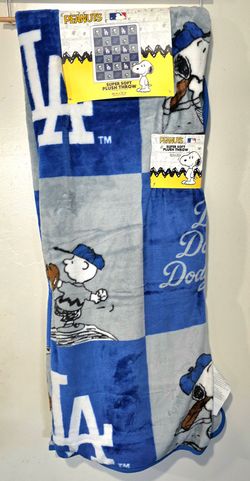 Peanuts Snoopy LA Dodgers MLB Plush Throw Blanket Plaid Blue/Gray 60x70