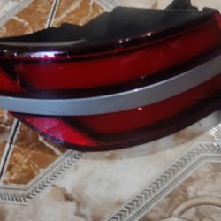 2023-25 Genesis  Gv 60 Rear Light