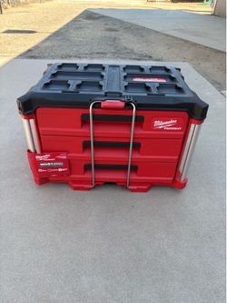 Milwaukee Packout 3- Drawer Tool Box 48-22-8443
