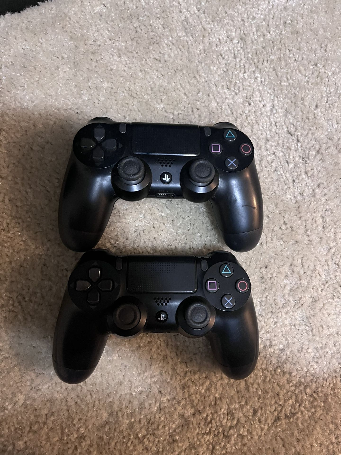 PS4 Controllers