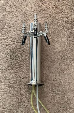 Kegco 3-Faucet Draft Beer Tower, 3 beer lines, attachments. Polished Stainless Steel - 14” Tall