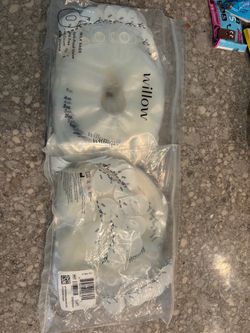 UNOPENED Willow 4oz Milk Bags