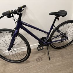 Bicycle - Small Women’s Cannondale Quick 6 Remixte