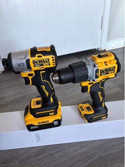 Dewalt drill set
