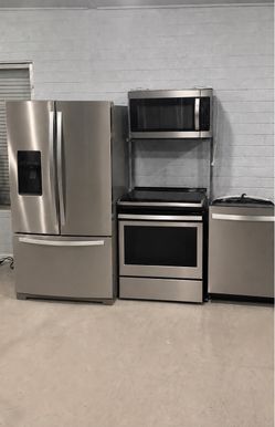 Stainless Steel Kitchen Appliance Set – 4 Piece