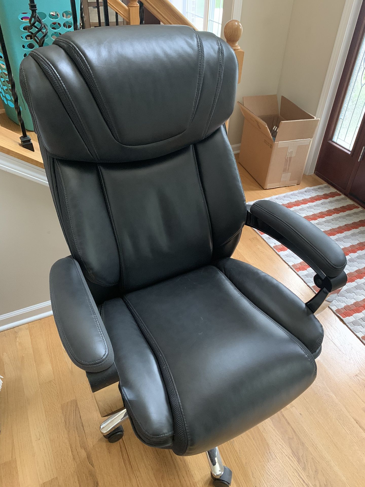 Realspace Axton Big & Tall Bonded Leather HighBack Chair, Dark Gray
