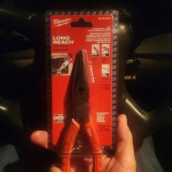 Milwaukee
8 in. Long Needle Nose Pliers