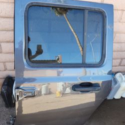2018 2019 2020 2021 2022 Jeep Wrangler  Complete Door  Part