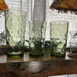 VTG- Hazel Atlas Glasses, Green Dot Pattern 