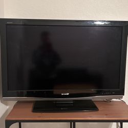 Sharp 48’ TV