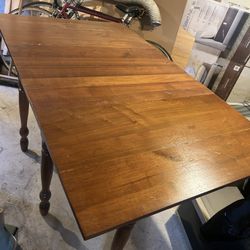 Dining room table