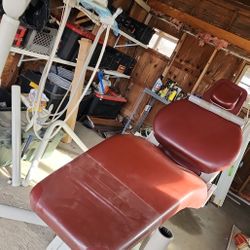 Dental Chair/ Delivery Unit
