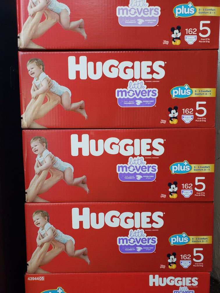 Huggies Diapers Size 5 Nuevos en Caja / 162pcs Firm Price / Pickup Only