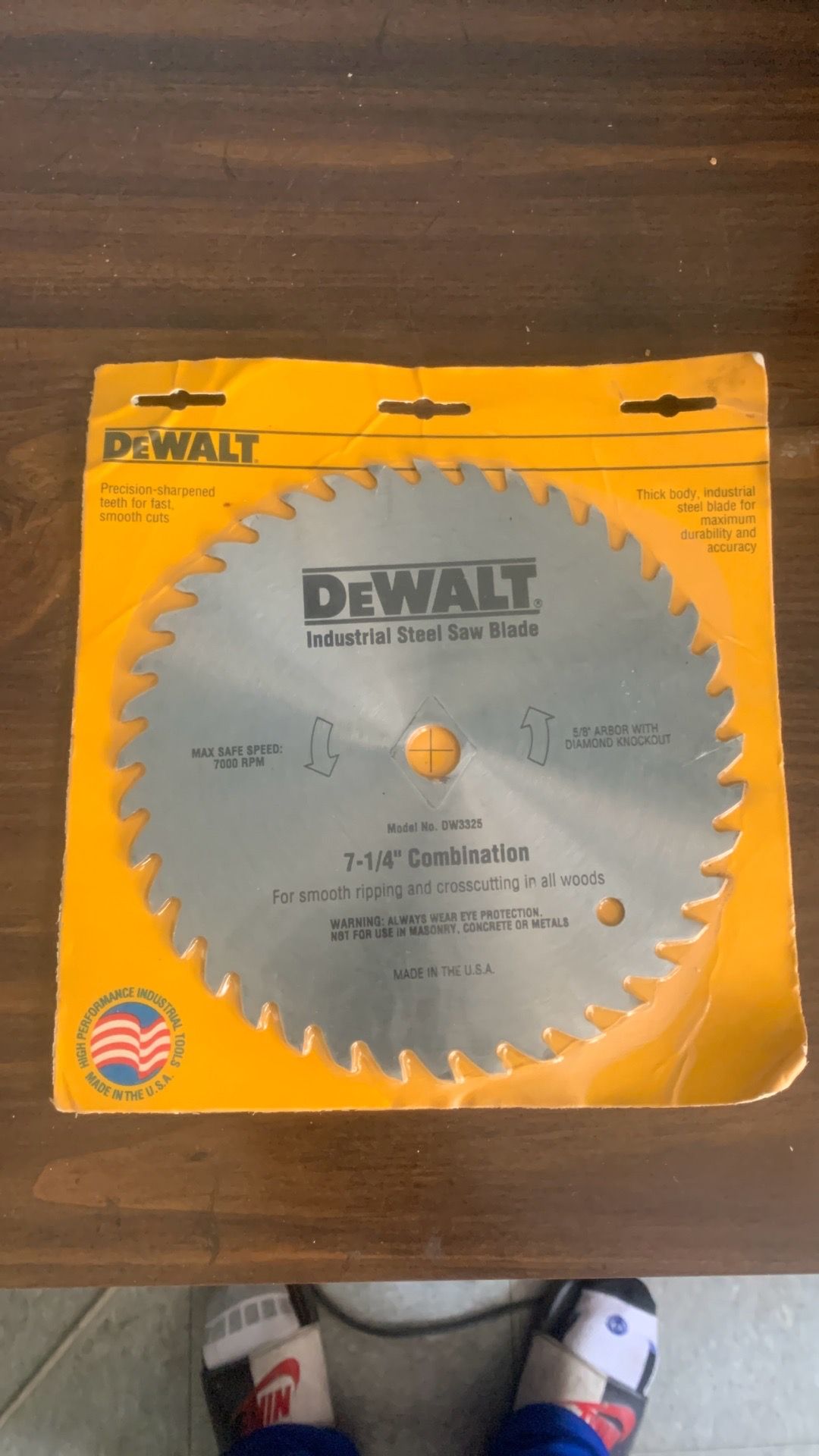 DeWalt industrial steel saw blade