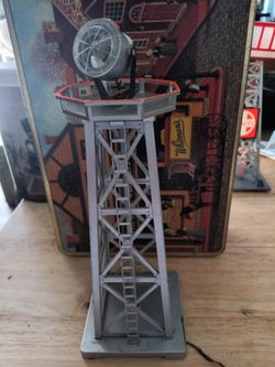 HO Searchlight Tower Model Power B/U 