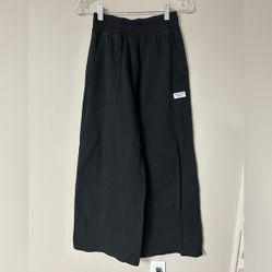 H&amp;M Wide Black Leg Joggers
