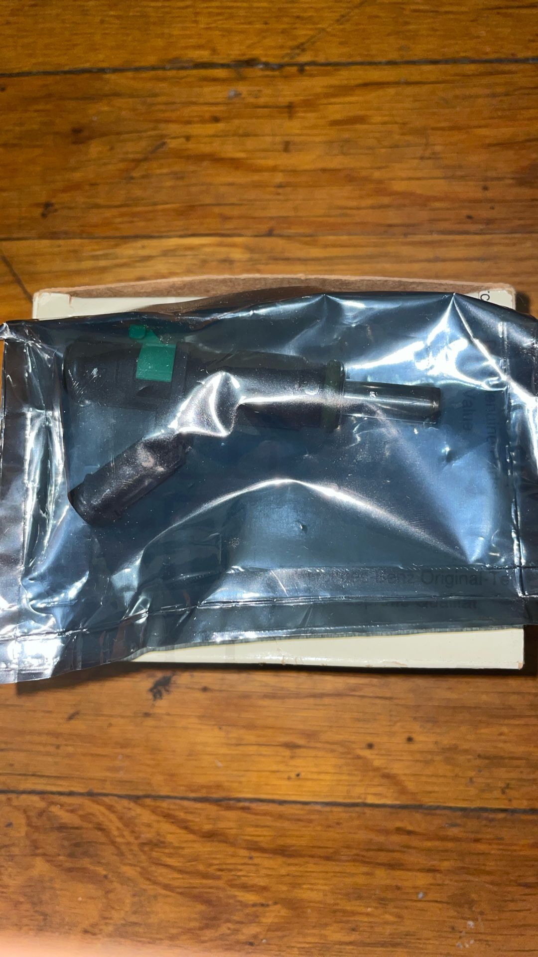 Mercedes C300 Fuel Injector