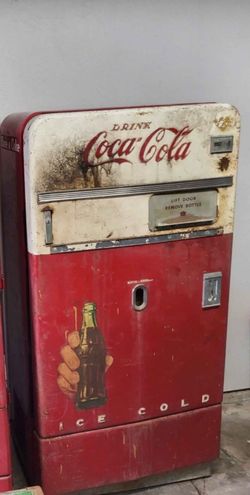 soda machine Coca Cola