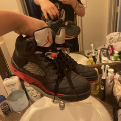 Satin 5s shop