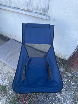 Lightweight High-Back Folding Camping Chair w/ Carry Bag – Used Once